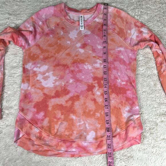 Athleta Mindset Printed Sweatshirt in Positive Latitude Tie Dye Tulip Hem Lounge - Picture 9 of 9
